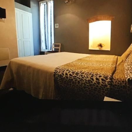B&B Maddalena Алассио Экстерьер фото